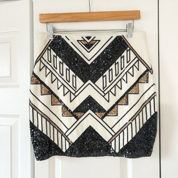 NWT Express Black White Gold Sequin Mini Skirt Size M Geometric Party Skirt - Picture 3 of 5